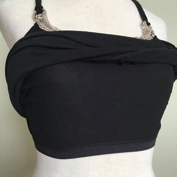 Y2K Black Flowy Halter Top w/ Chunky Chain Detail - Picture 5 of 8